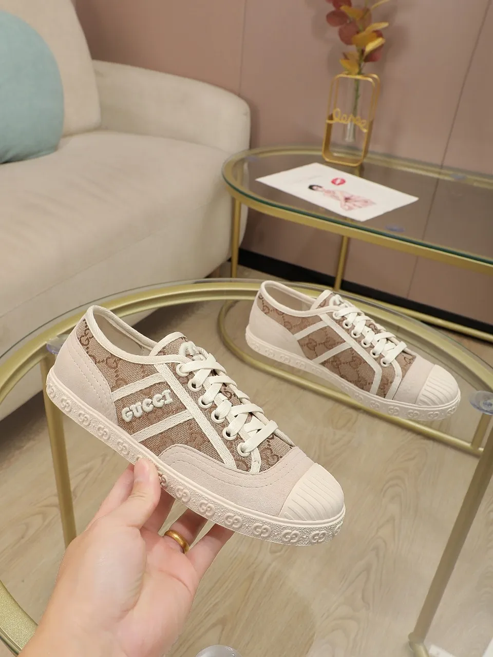 👟👟Ex-factory price 420👟👟 GUCCI~24 The latest double G embroidered low-cut lace-up fashion sneakers, originally developed, the fabric is exclusive double G fabric, the upper is perfectly matched with special craftsmanship, the lining is sheepskin, rubber outsole, size 35 to 40
